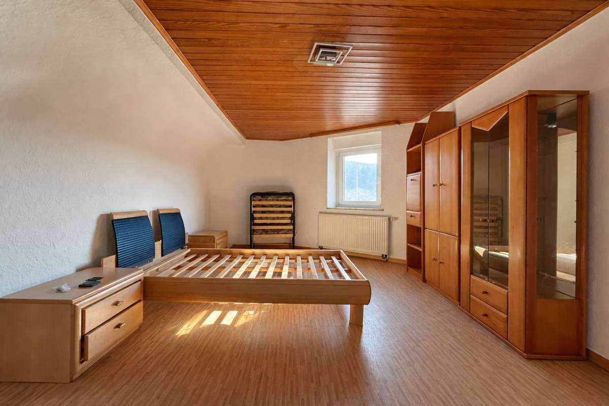 Otterbach - Reiheneckhaus mit 5 ZKB, 2,5 Bäder, Carport, Garten, Kamin - Foto 1